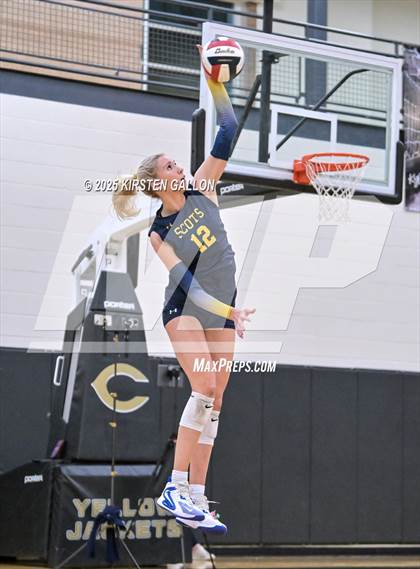 Thumbnail 3 in Lake Belton vs. Highland Park (UIL 5A Regional Semifinal) photogallery.