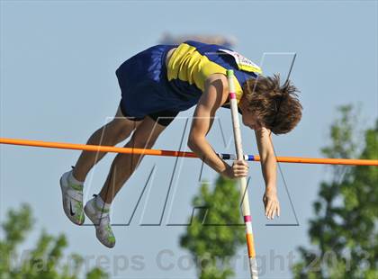 Thumbnail 1 in Arcadia Invitational (Pole Vault) photogallery.