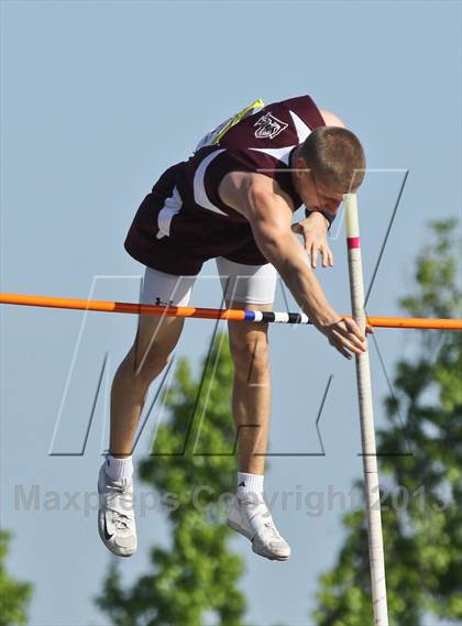 Thumbnail 1 in Arcadia Invitational (Pole Vault) photogallery.