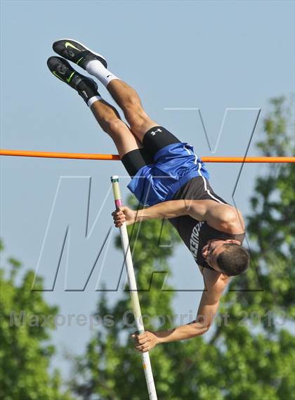 Thumbnail 1 in Arcadia Invitational (Pole Vault) photogallery.