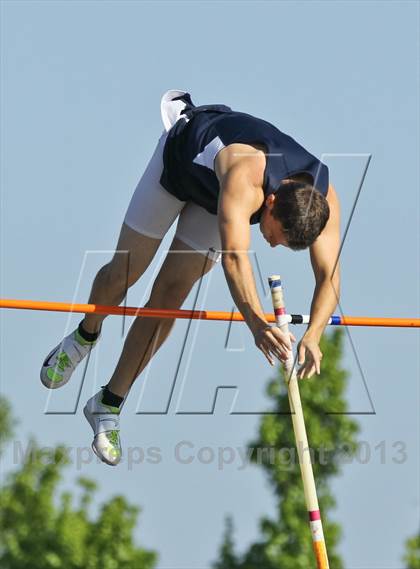Thumbnail 1 in Arcadia Invitational (Pole Vault) photogallery.