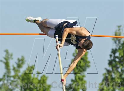 Thumbnail 2 in Arcadia Invitational (Pole Vault) photogallery.