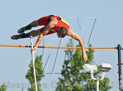 Thumbnail 2 in Arcadia Invitational (Pole Vault) photogallery.