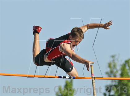 Thumbnail 1 in Arcadia Invitational (Pole Vault) photogallery.