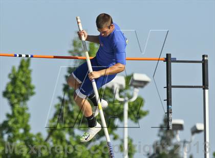 Thumbnail 3 in Arcadia Invitational (Pole Vault) photogallery.