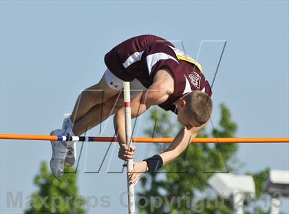 Thumbnail 2 in Arcadia Invitational (Pole Vault) photogallery.