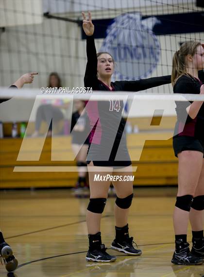 Thumbnail 1 in Cantwell-Sacred Heart vs Lake Arrowhead Christian photogallery.