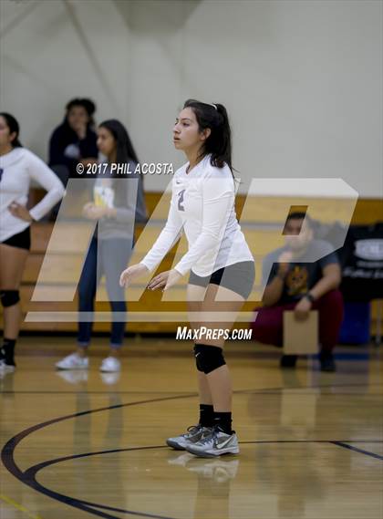Thumbnail 3 in Cantwell-Sacred Heart vs Lake Arrowhead Christian photogallery.