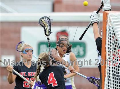 Thumbnail 1 in Christian Brothers-Syracuse vs. Mount Sinai (NYSPHSAA Class C Final) photogallery.