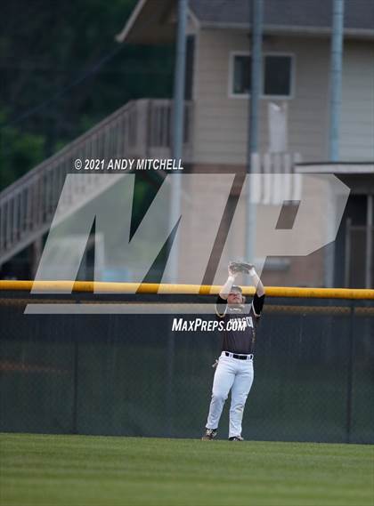 Thumbnail 1 in Hixson vs Sweetwater photogallery.