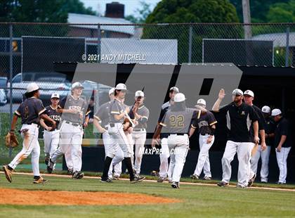 Thumbnail 3 in Hixson vs Sweetwater photogallery.