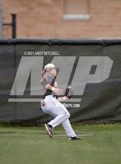 Thumbnail 3 in Hixson vs Sweetwater photogallery.