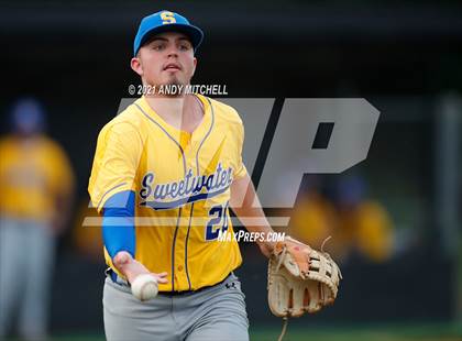 Thumbnail 1 in Hixson vs Sweetwater photogallery.