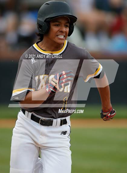 Thumbnail 1 in Hixson vs Sweetwater photogallery.