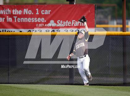 Thumbnail 2 in Hixson vs Sweetwater photogallery.