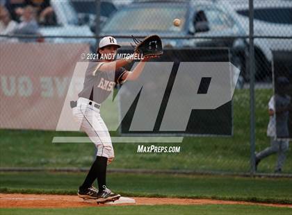 Thumbnail 1 in Hixson vs Sweetwater photogallery.