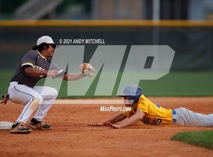 Thumbnail 2 in Hixson vs Sweetwater photogallery.