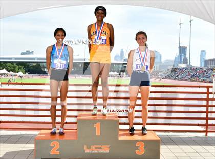 Thumbnail 2 in UIL 5A State Championship photogallery.