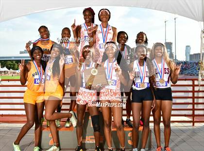 Thumbnail 1 in UIL 5A State Championship photogallery.