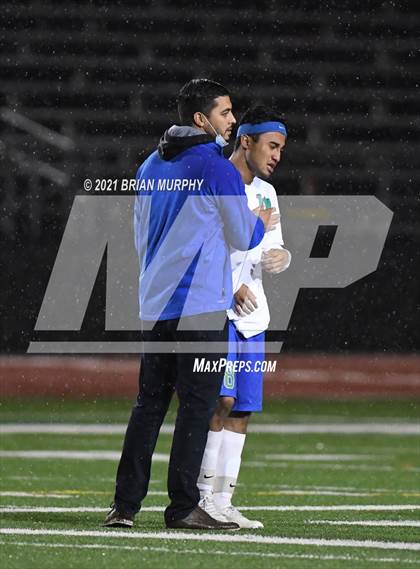 Thumbnail 1 in McKay @ Jesuit (OSAA 6A 2nd Round Playoff) photogallery.