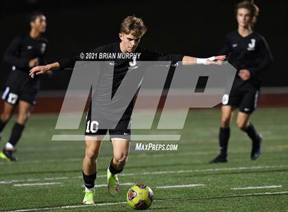 Thumbnail 2 in McKay @ Jesuit (OSAA 6A 2nd Round Playoff) photogallery.