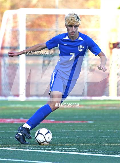 Thumbnail 3 in Glastonbury vs South Windsor (CCC Final) photogallery.