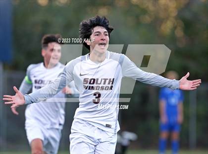 Thumbnail 2 in Glastonbury vs South Windsor (CCC Final) photogallery.