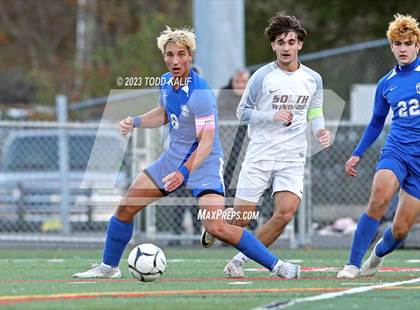 Thumbnail 2 in Glastonbury vs South Windsor (CCC Final) photogallery.