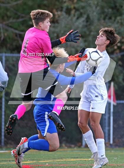 Thumbnail 2 in Glastonbury vs South Windsor (CCC Final) photogallery.