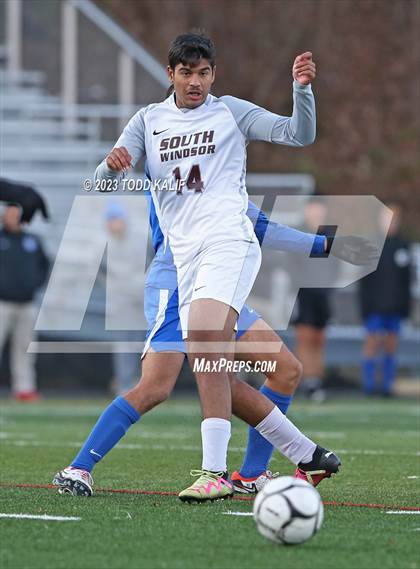 Thumbnail 2 in Glastonbury vs South Windsor (CCC Final) photogallery.