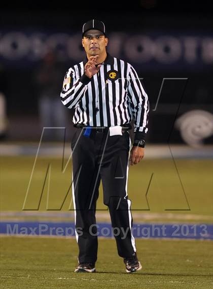 Thumbnail 1 in Centennial vs. St. John Bosco (CIF SoCal Regional Open Division Final) photogallery.