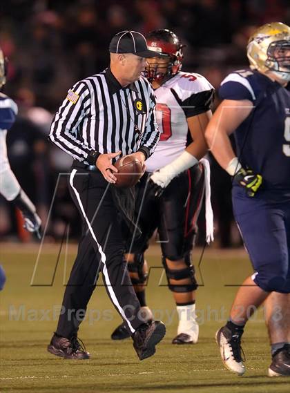 Thumbnail 3 in Centennial vs. St. John Bosco (CIF SoCal Regional Open Division Final) photogallery.