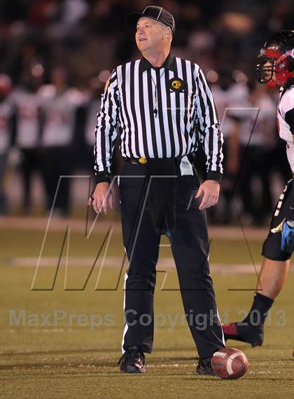 Thumbnail 2 in Centennial vs. St. John Bosco (CIF SoCal Regional Open Division Final) photogallery.