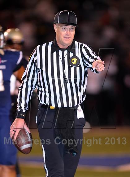 Thumbnail 3 in Centennial vs. St. John Bosco (CIF SoCal Regional Open Division Final) photogallery.