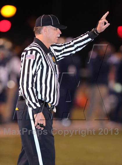 Thumbnail 3 in Centennial vs. St. John Bosco (CIF SoCal Regional Open Division Final) photogallery.