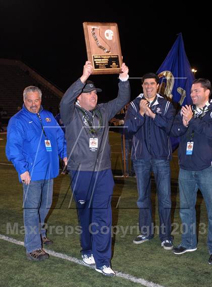 Thumbnail 3 in Centennial vs. St. John Bosco (CIF SoCal Regional Open Division Final) photogallery.