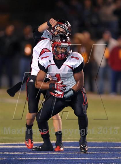 Thumbnail 1 in Centennial vs. St. John Bosco (CIF SoCal Regional Open Division Final) photogallery.