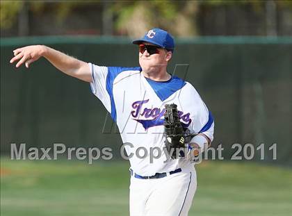 Thumbnail 2 in Trinity Christian vs. Bishop Dunne photogallery.