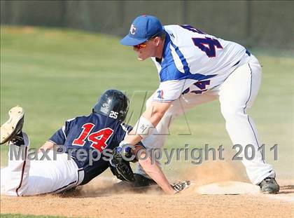 Thumbnail 1 in Trinity Christian vs. Bishop Dunne photogallery.