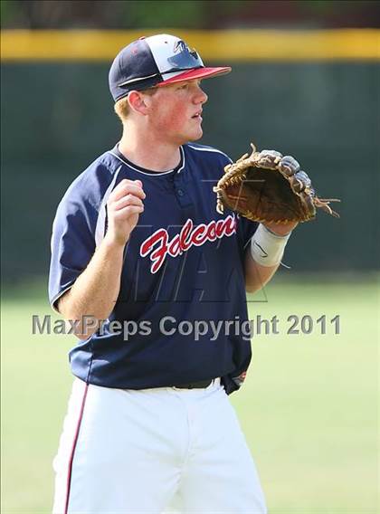 Thumbnail 2 in Trinity Christian vs. Bishop Dunne photogallery.