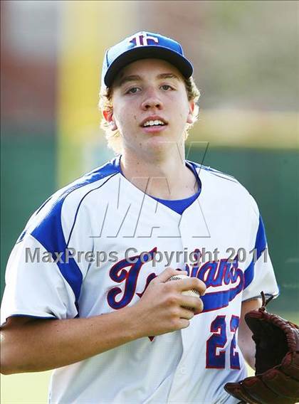 Thumbnail 1 in Trinity Christian vs. Bishop Dunne photogallery.