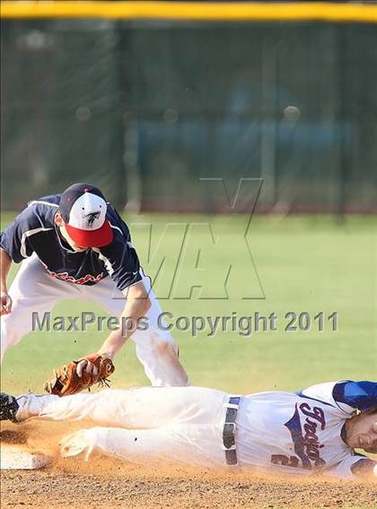 Thumbnail 1 in Trinity Christian vs. Bishop Dunne photogallery.