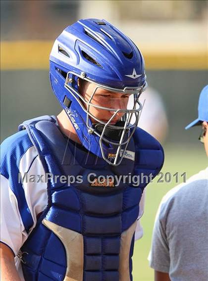 Thumbnail 2 in Trinity Christian vs. Bishop Dunne photogallery.