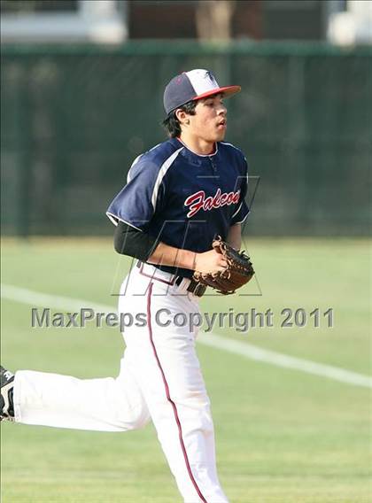 Thumbnail 3 in Trinity Christian vs. Bishop Dunne photogallery.
