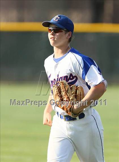Thumbnail 3 in Trinity Christian vs. Bishop Dunne photogallery.