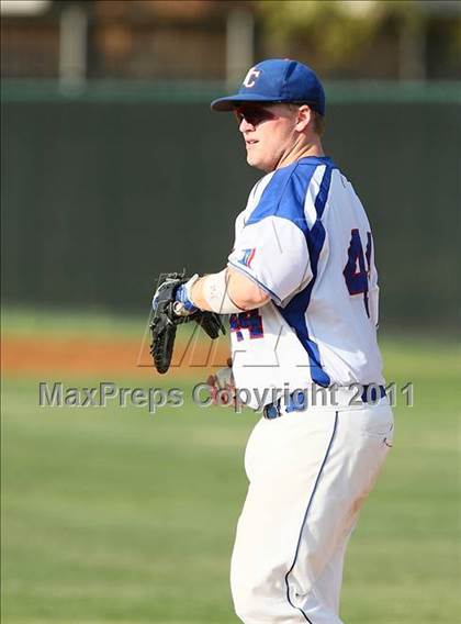 Thumbnail 3 in Trinity Christian vs. Bishop Dunne photogallery.