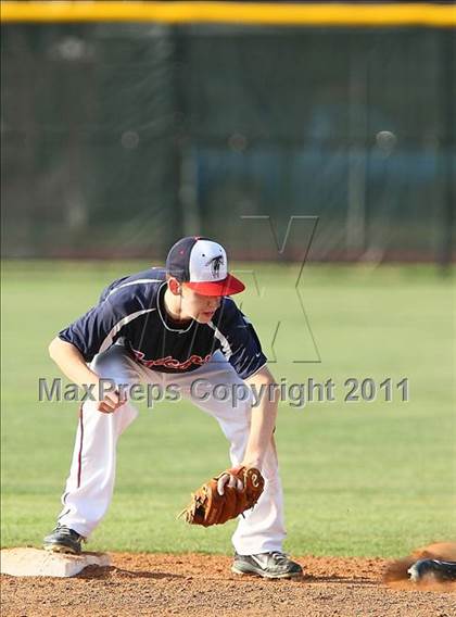 Thumbnail 2 in Trinity Christian vs. Bishop Dunne photogallery.