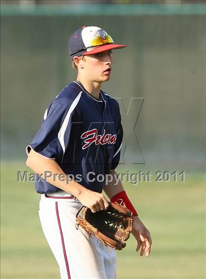 Thumbnail 2 in Trinity Christian vs. Bishop Dunne photogallery.