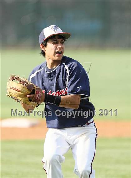 Thumbnail 2 in Trinity Christian vs. Bishop Dunne photogallery.
