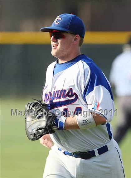 Thumbnail 2 in Trinity Christian vs. Bishop Dunne photogallery.